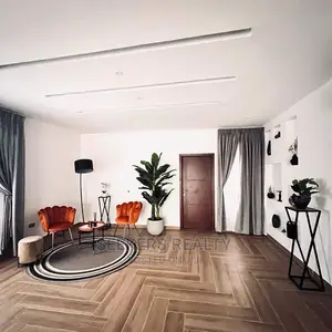 Furnished 4bdrm House in Seekers Realty, Tema Metropolitan for Sale