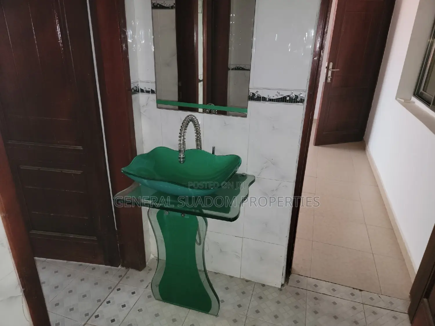 7bdrm Duplex in Suadom Properties, Baatsona Total for Rent