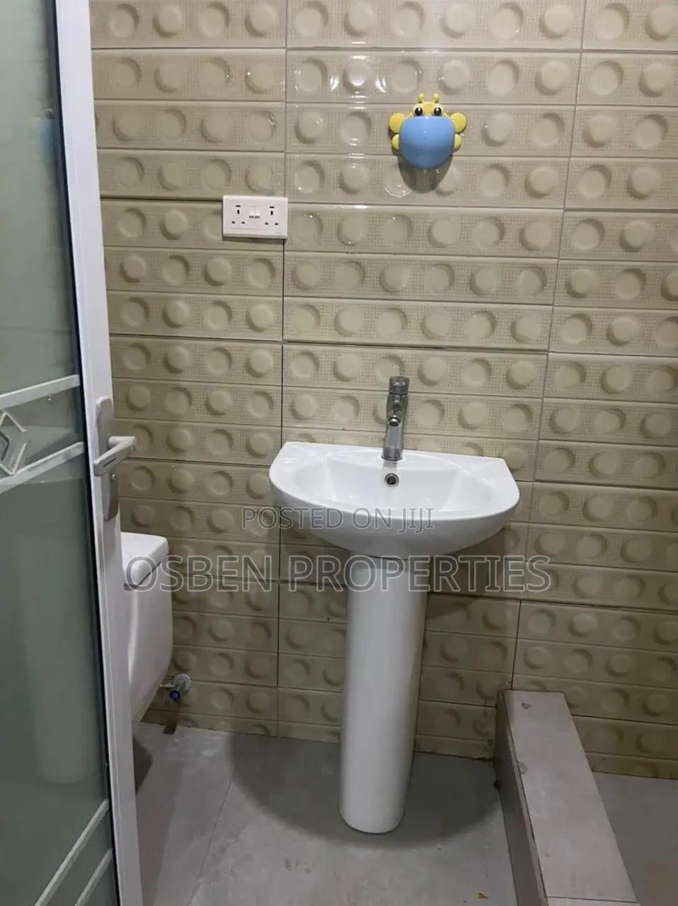 1bdrm Apartment in Pleasant Properties, Spintex for rent
