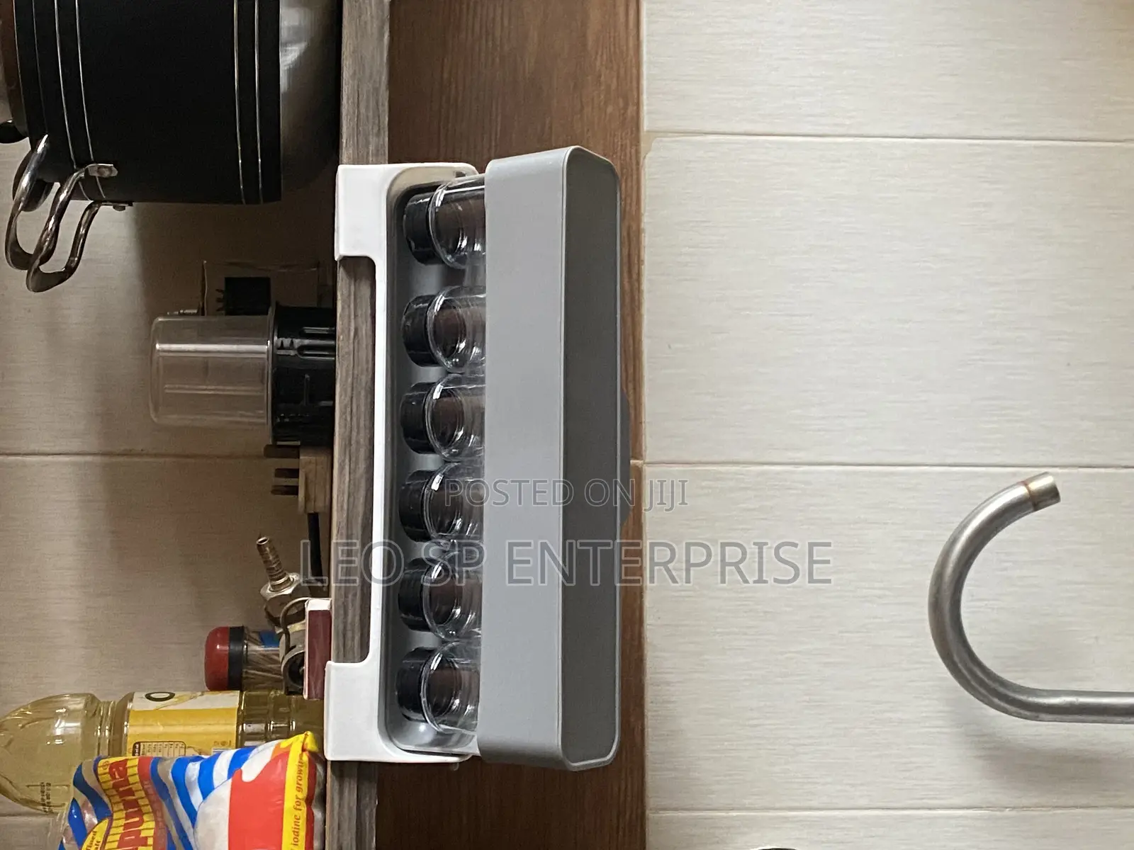 Under-Shelf Spice Organizer