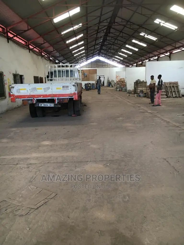 1200sqm Warehouse for Sale Around 37