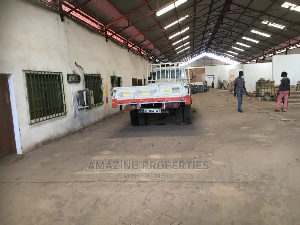 1200sqm Warehouse for Sale Around 37