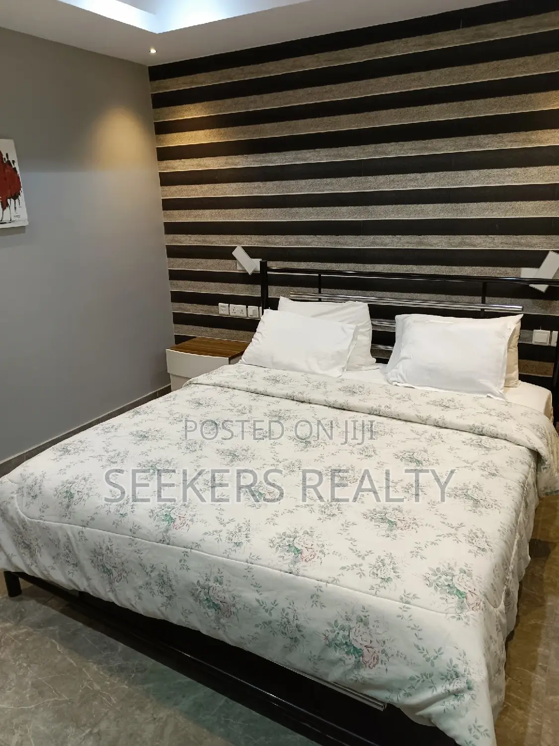 Furnished 1bdrm Apartment in Seekers Realty, Oxford Street for rent
