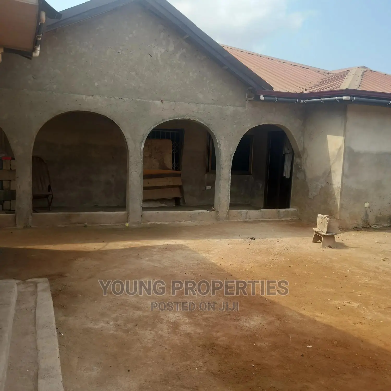 4bdrm House in Kasoa May 11 Azum for sale