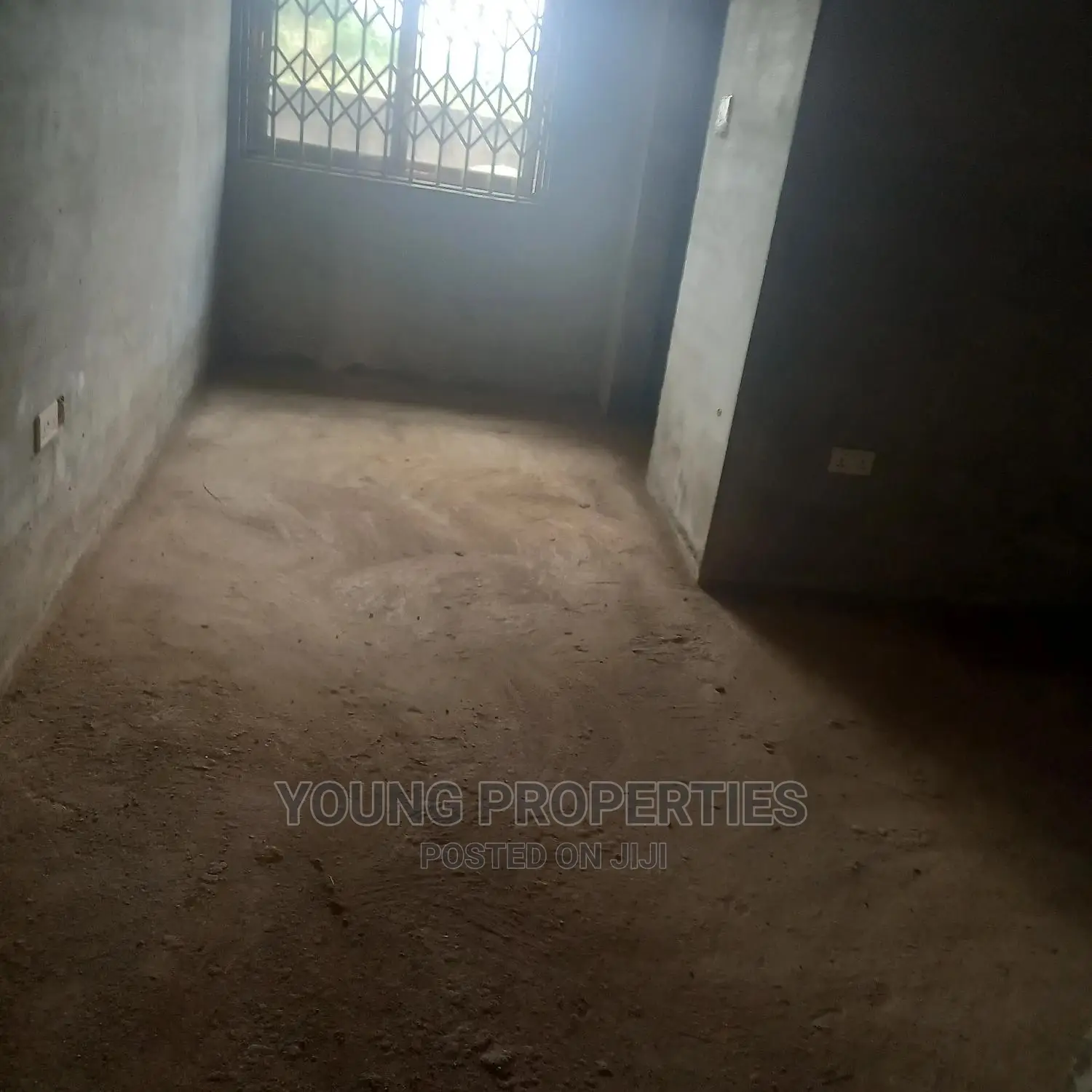4bdrm House in Kasoa May 11 Azum for sale