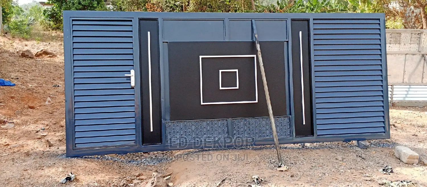 Xt Sliding Gate