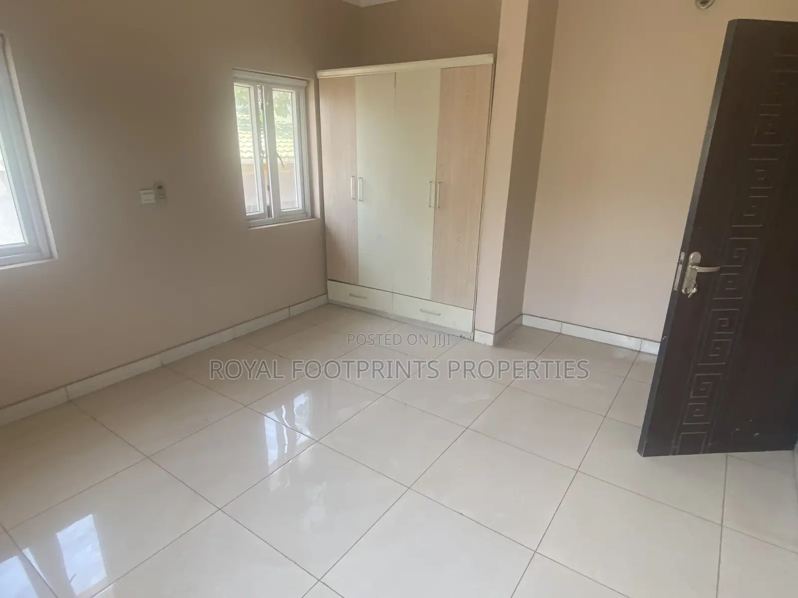 4bdrm Townhouse / Terrace in Royal Footprints, East Legon for Rent