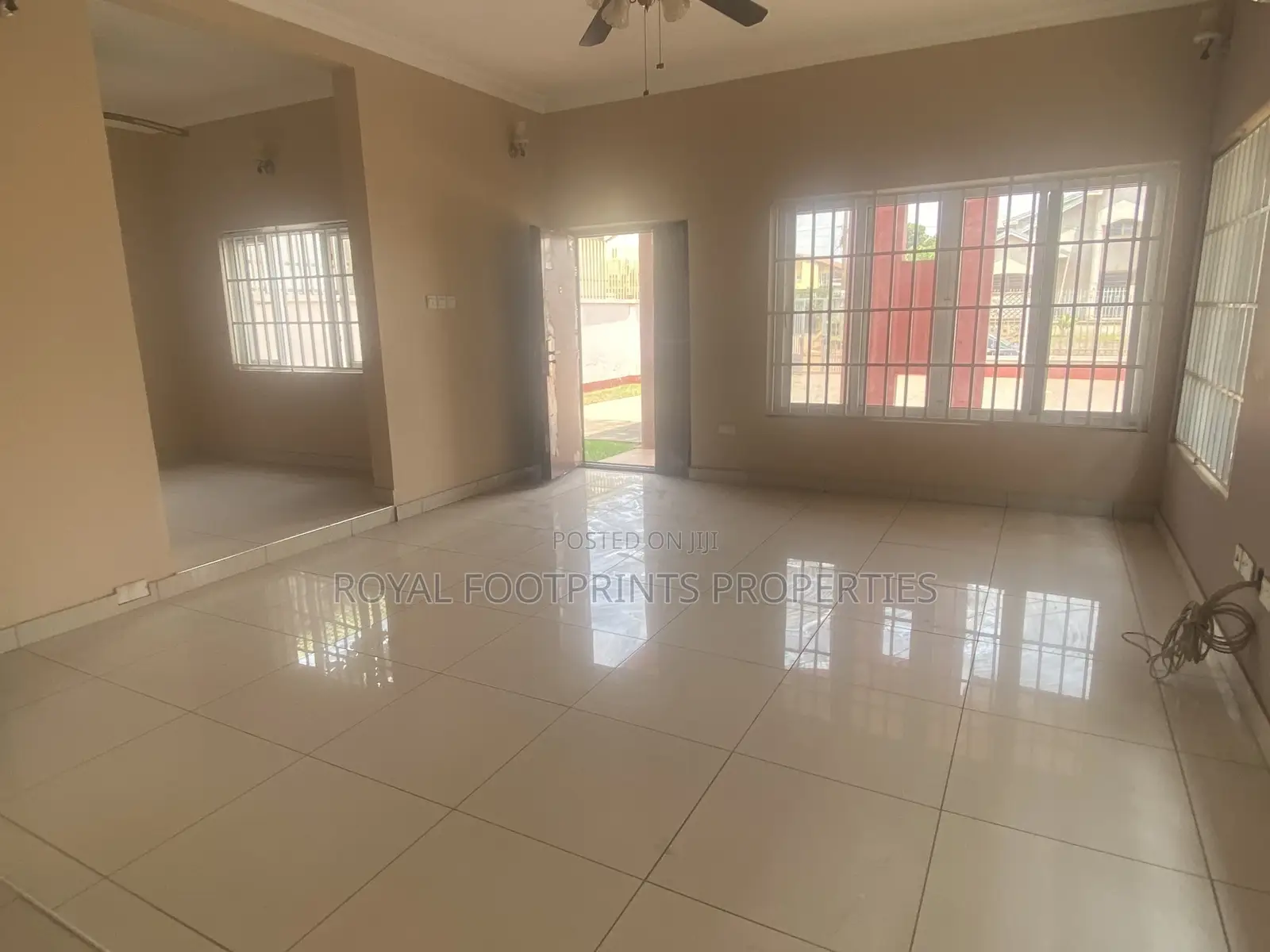 4bdrm Townhouse / Terrace in Royal Footprints, East Legon for Rent