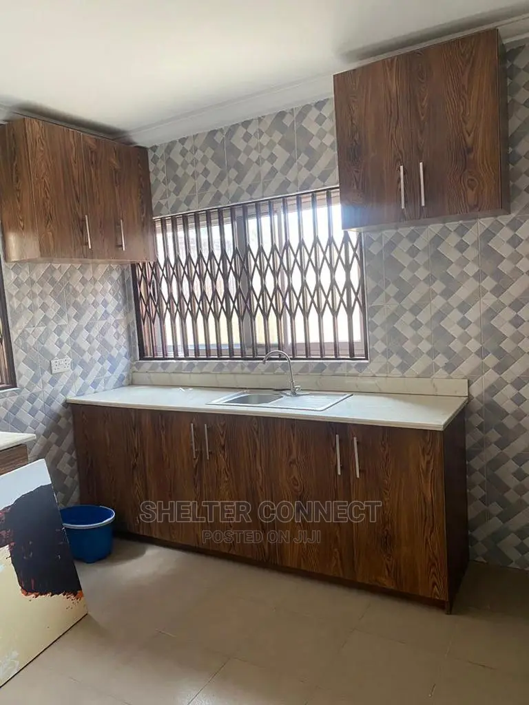 3bdrm Duplex in Abokobi for rent
