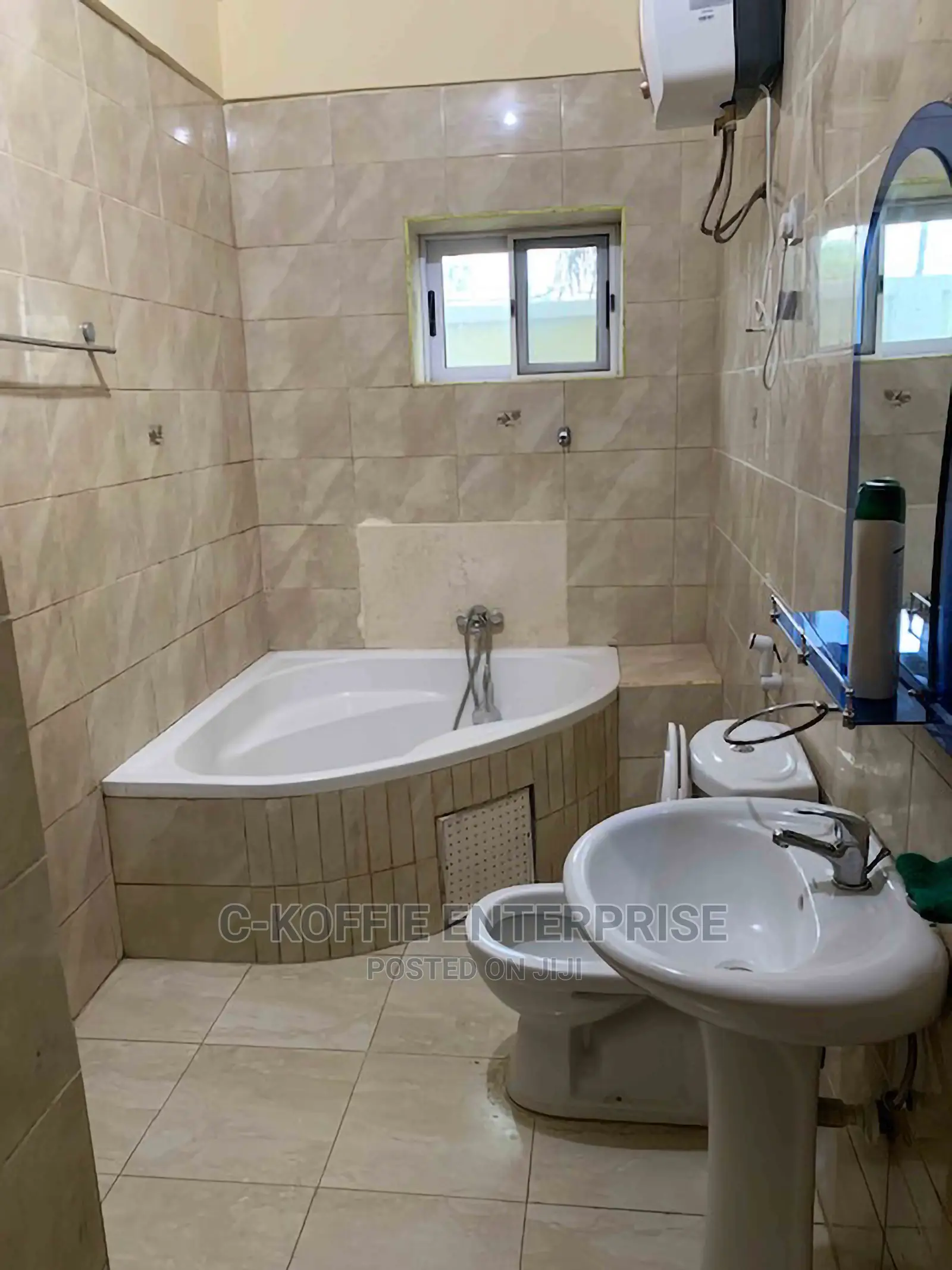 Furnished 4bdrm Apartment in Tesano, Papaye for Rent