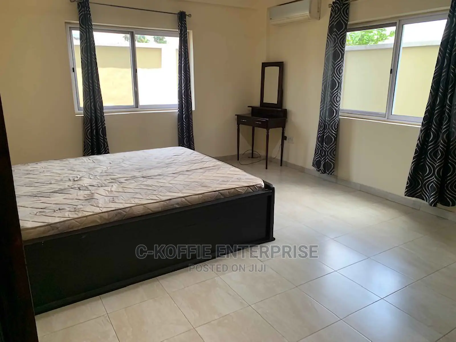 Furnished 4bdrm Apartment in Tesano, Papaye for Rent