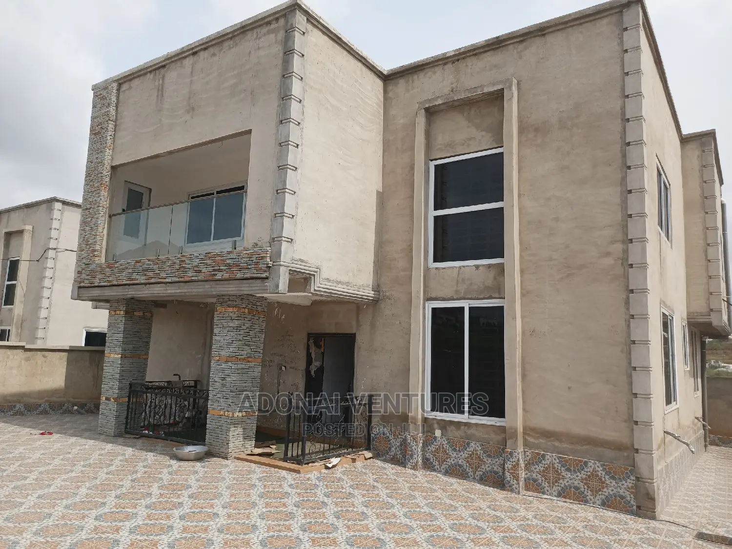 4bdrm House in Kwadaso Hilltop, Kumasi Metropolitan for sale