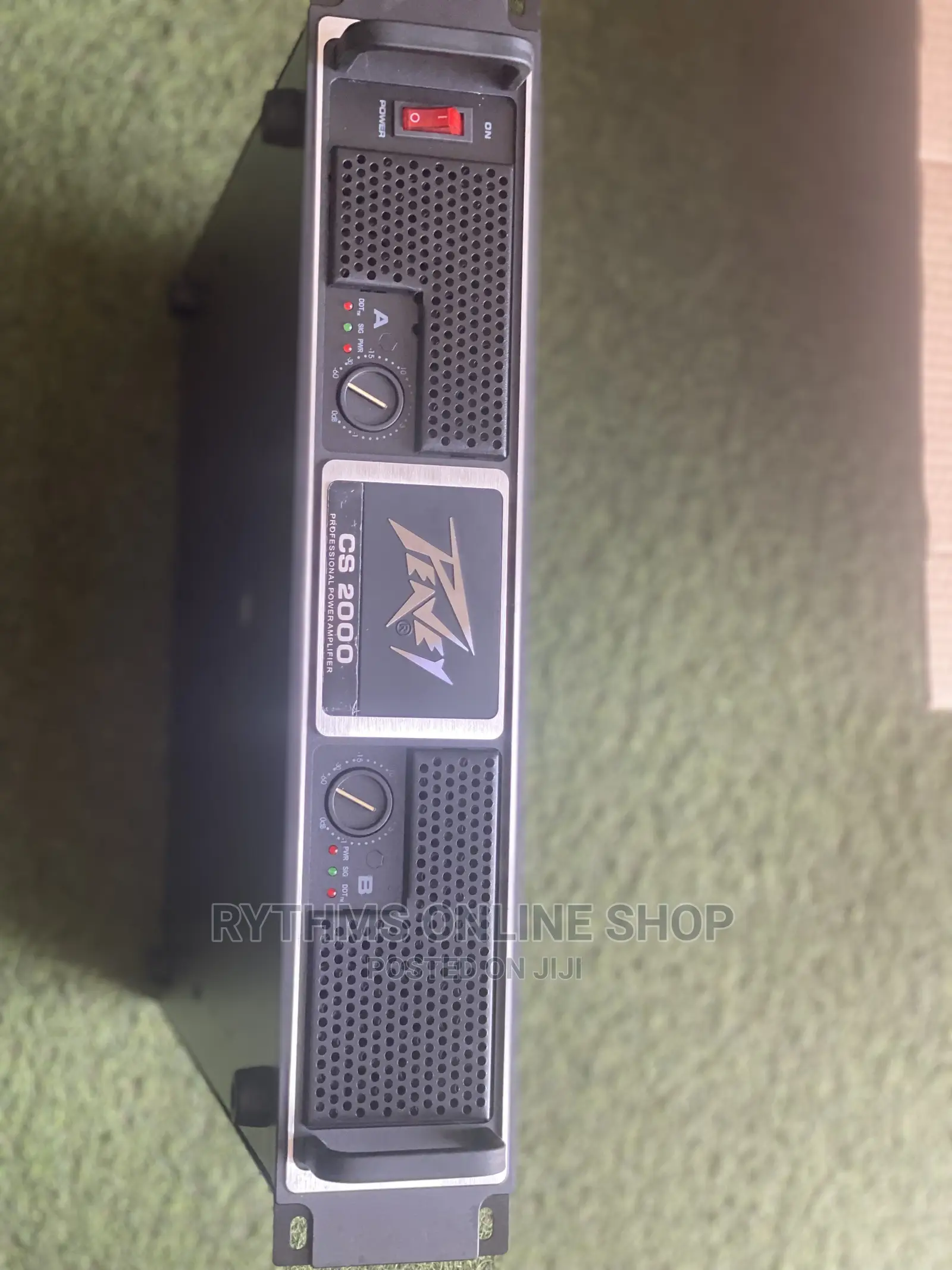 Peavey CS2000 Amplifier