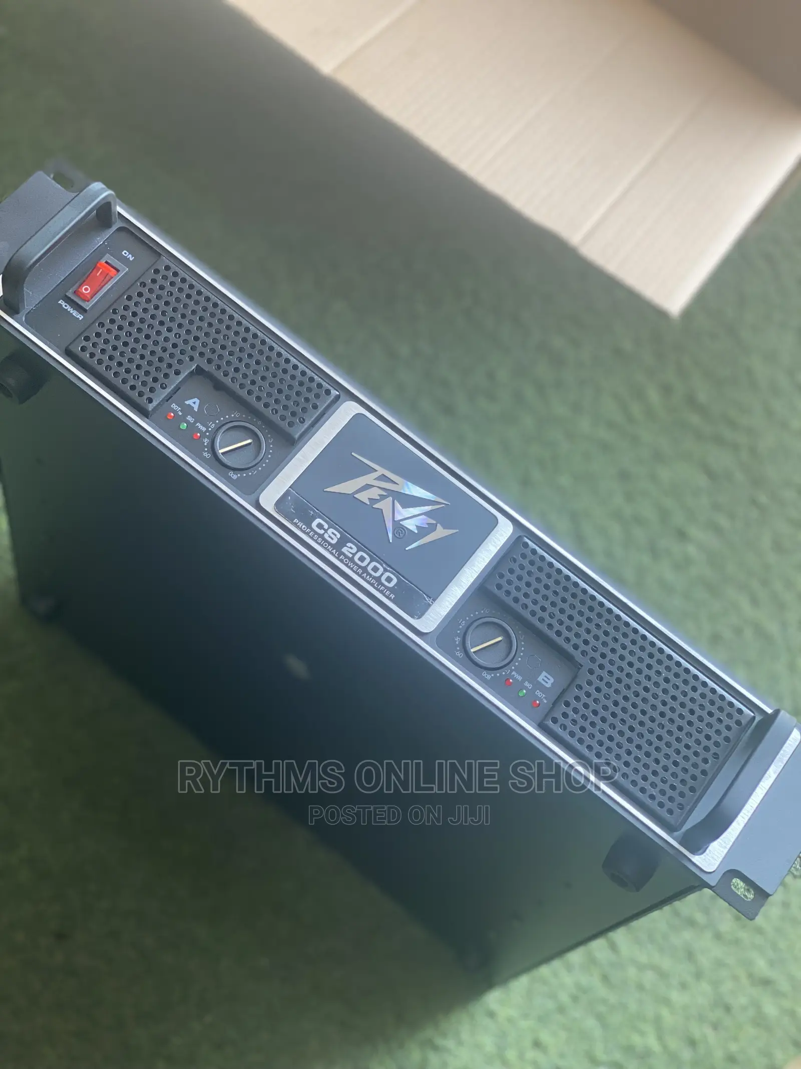Peavey CS2000 Amplifier
