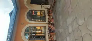 4bdrm Mansion in De-Icons Real Estate, Awutu Senya East Municipal