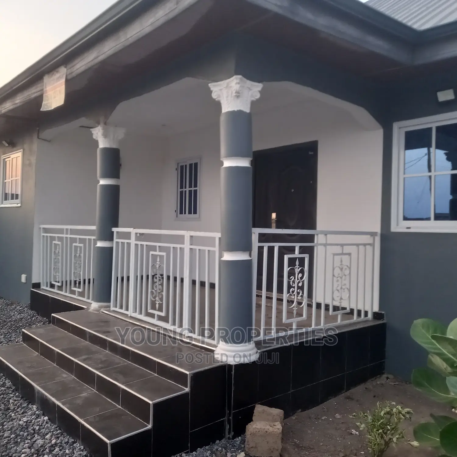 2bdrm House in Ga West Municipal for sale