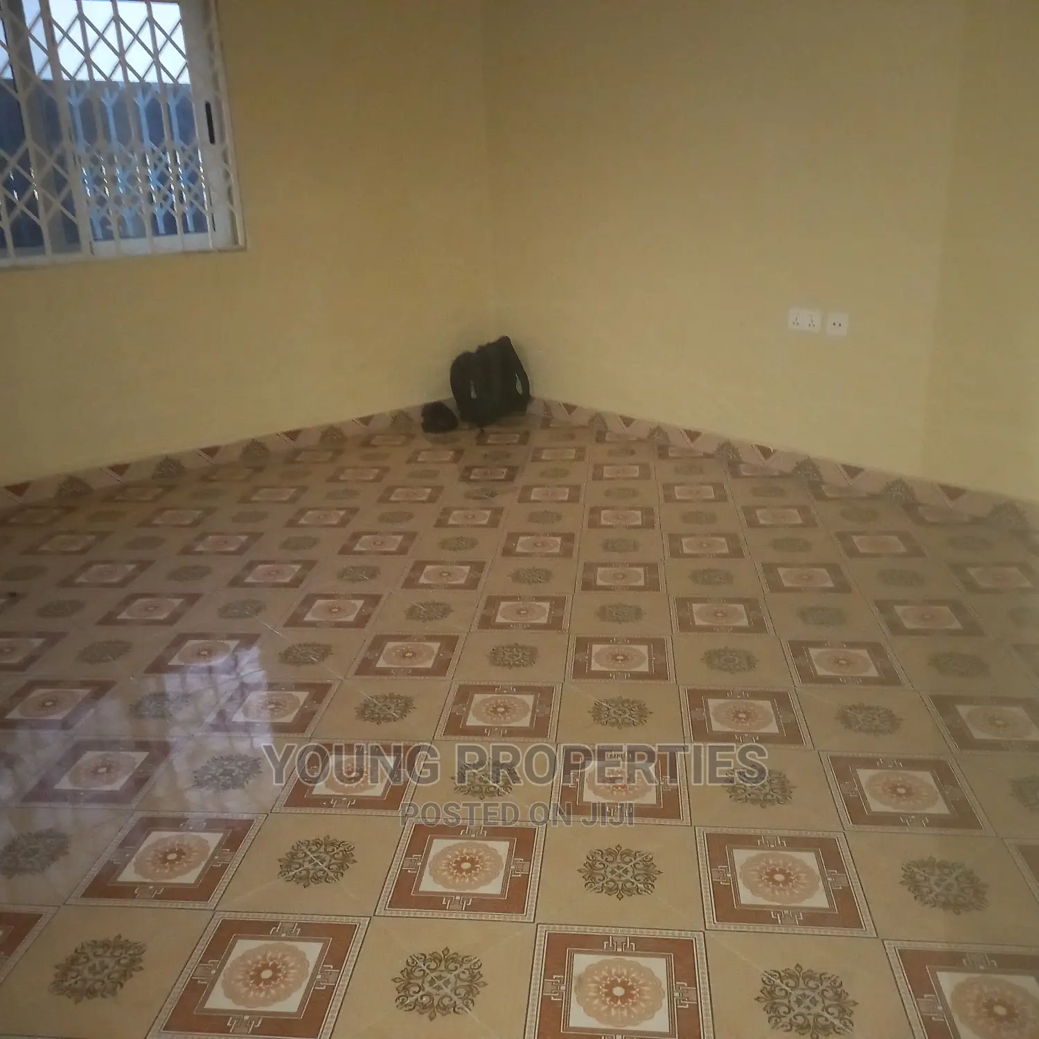 2bdrm House in Ga West Municipal for sale