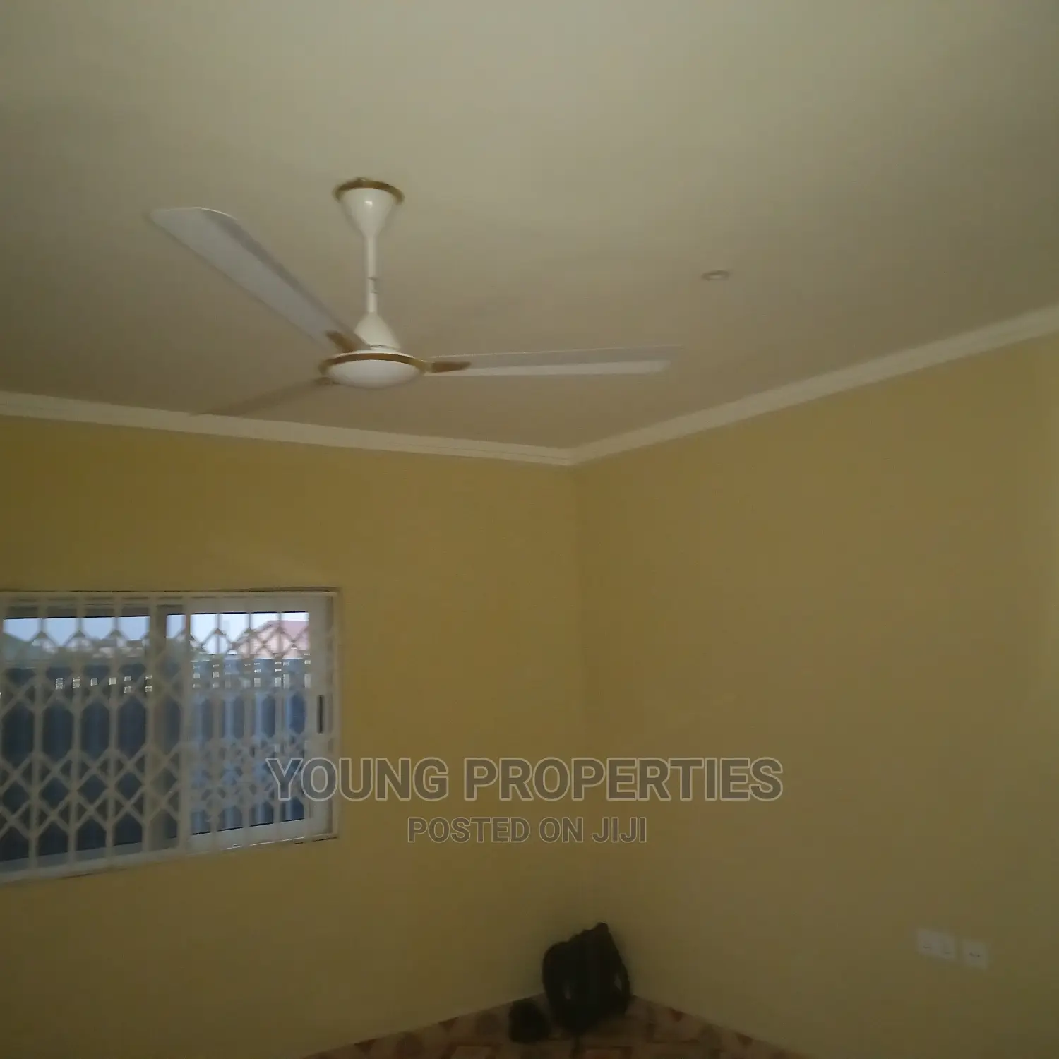 2bdrm House in Ga West Municipal for sale