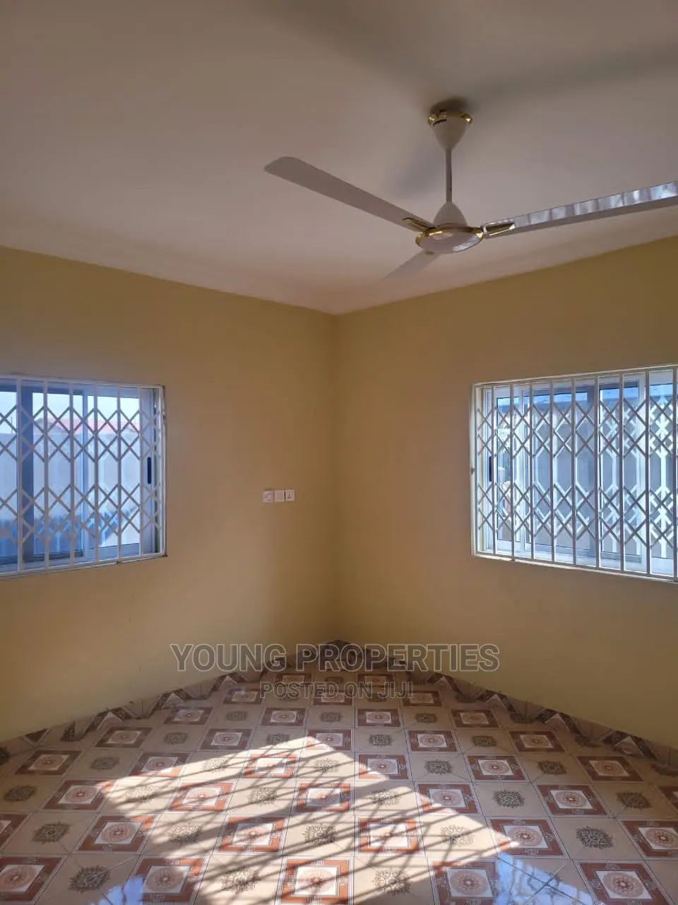 2bdrm House in Ga West Municipal for sale