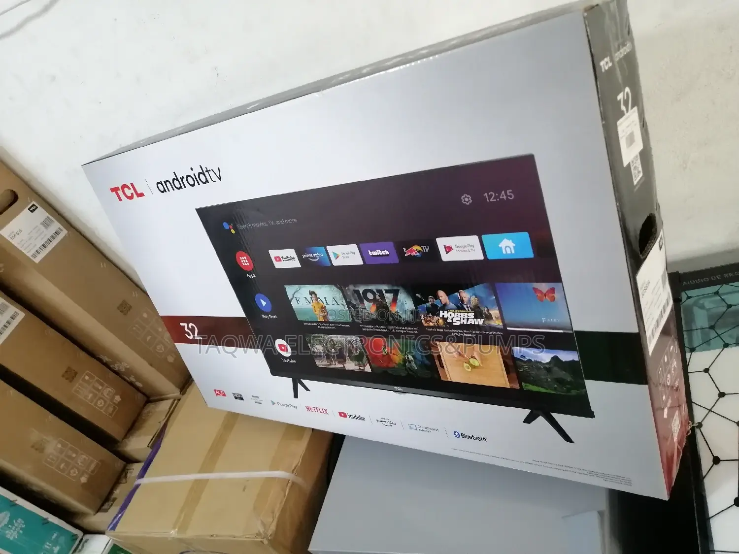 32 Frameless TCL Smart TV