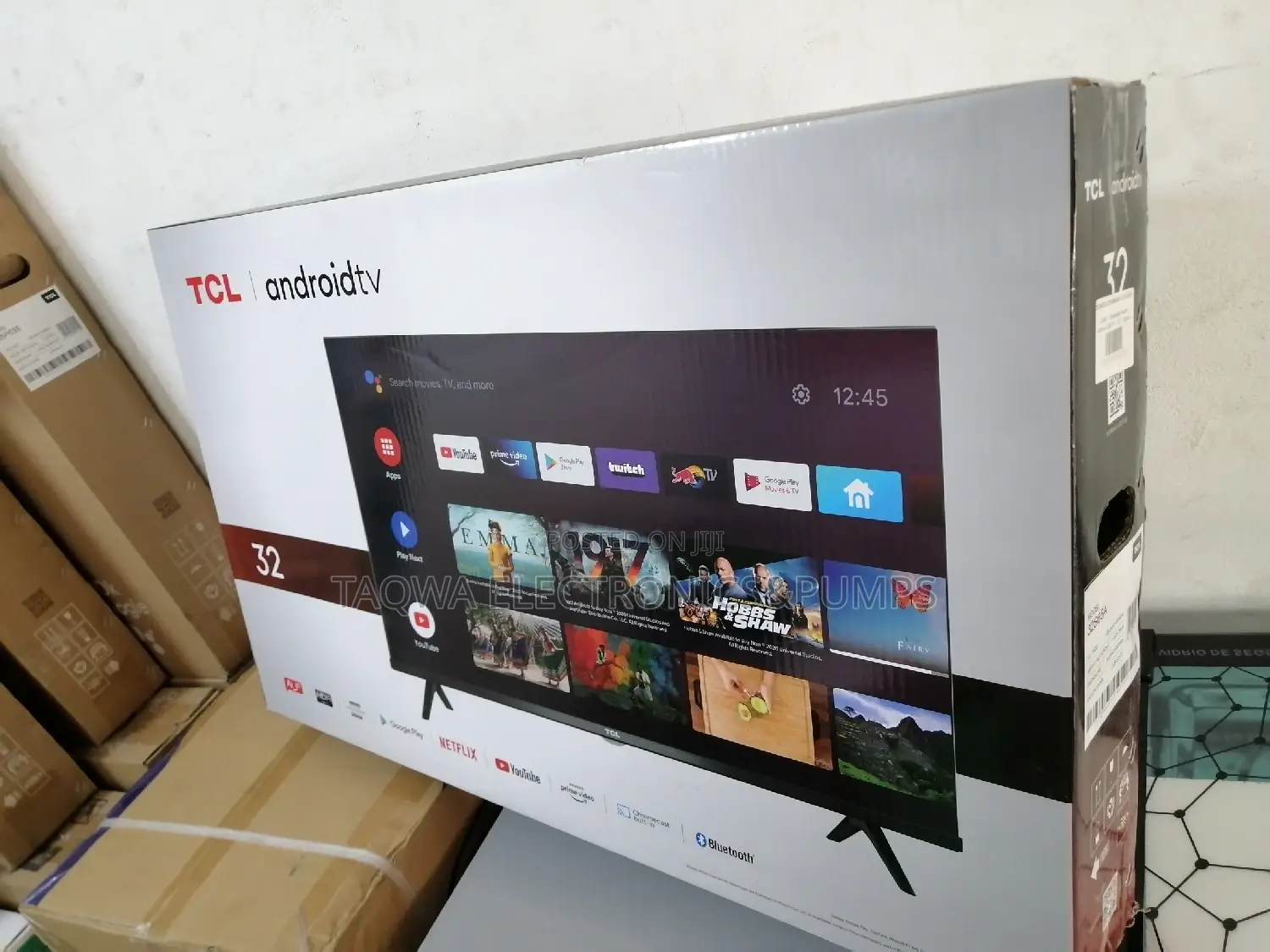 Bluetooth 32 TCL Smart Slim TV