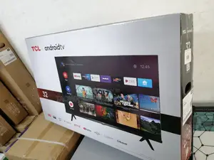 Bluetooth 32 TCL Smart Slim TV