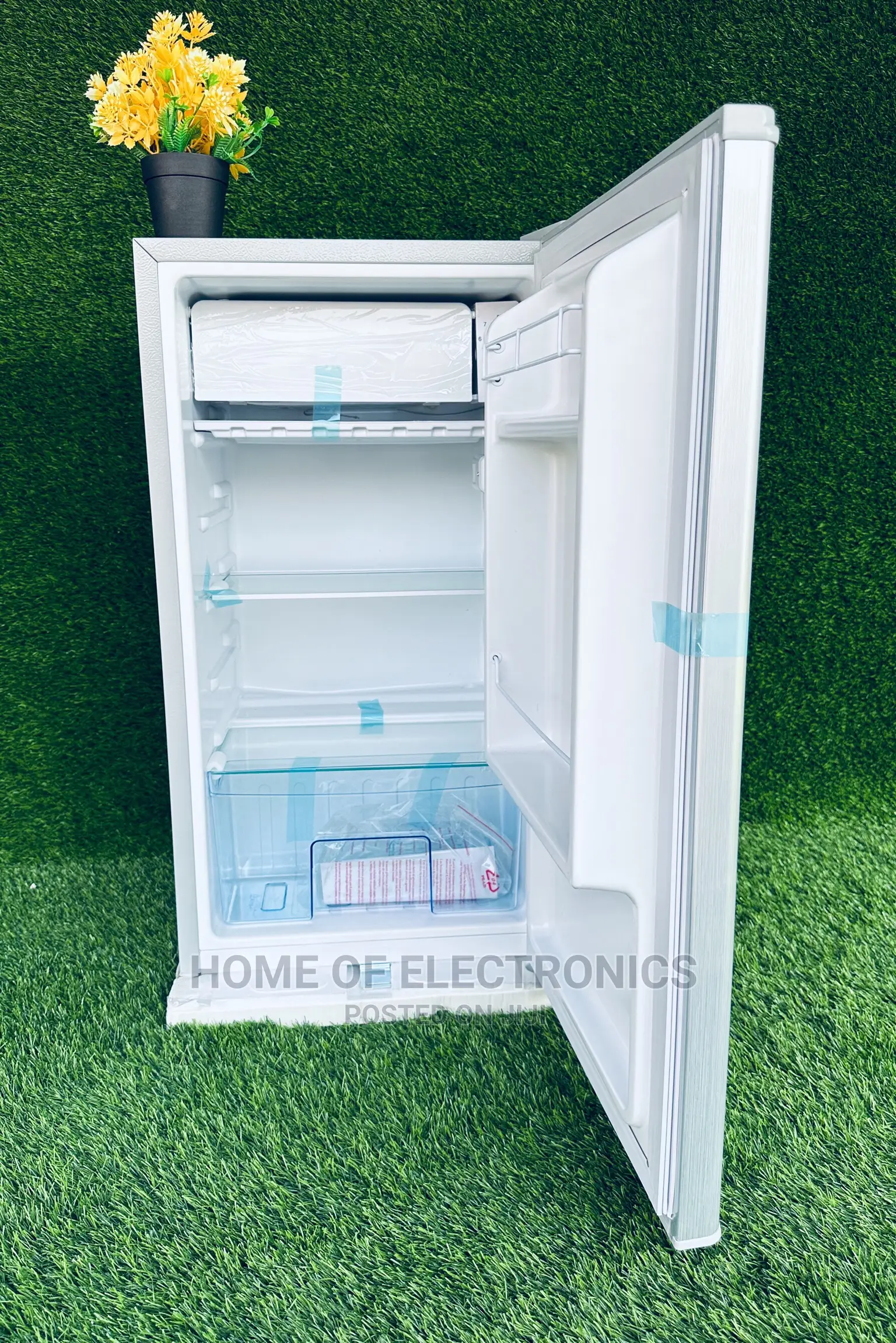 Best Model in Box Zara 84L Single Door Tabletop Fridge