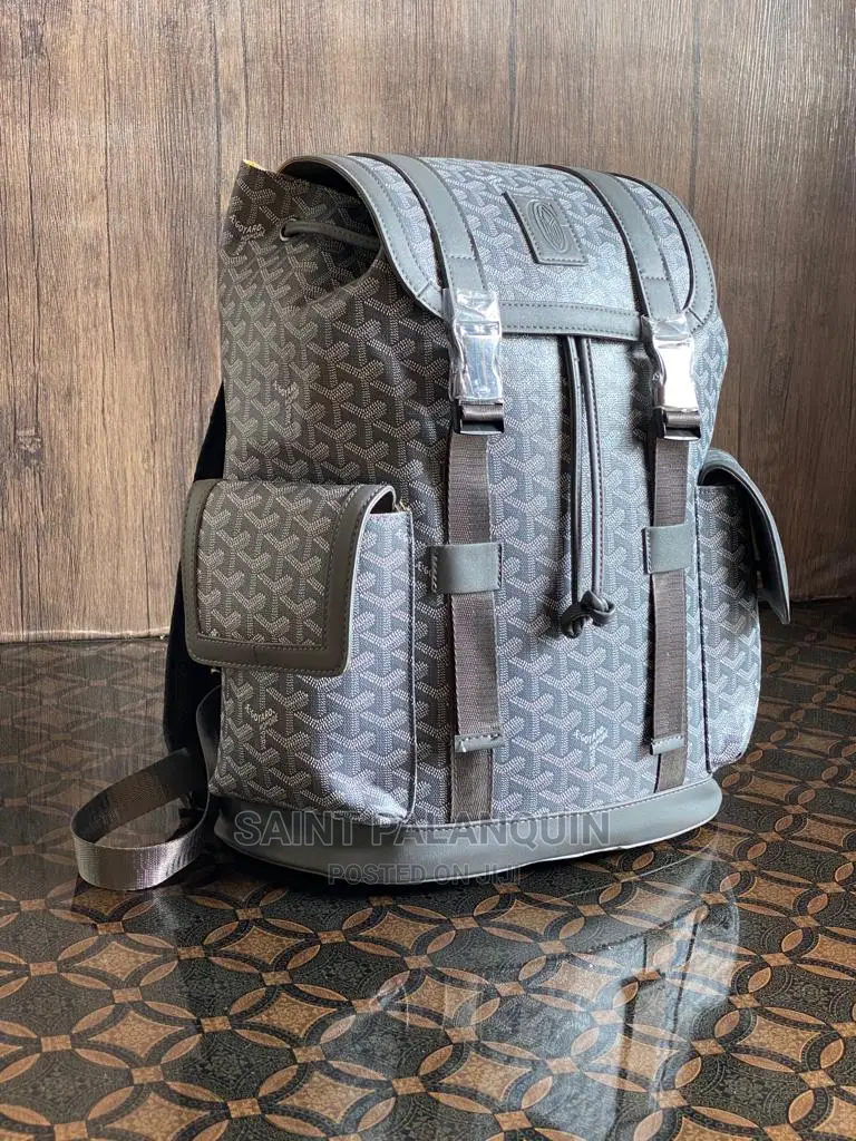 Goyard Traveling B