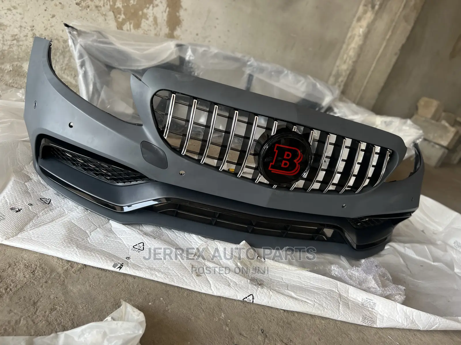 Mercedes Benz 2016-21(W205)C300,C63s, C43 Front Bumper