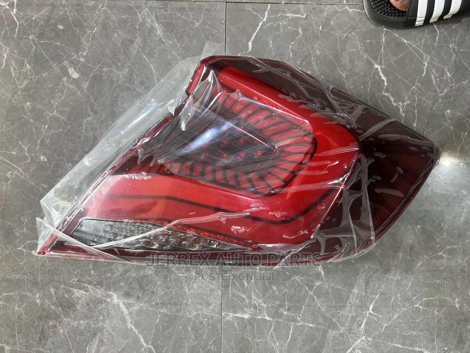 Honda Civic Taillight 2016-21 (LED SPECS)