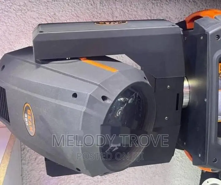 Moving Head Light (Beam 350)