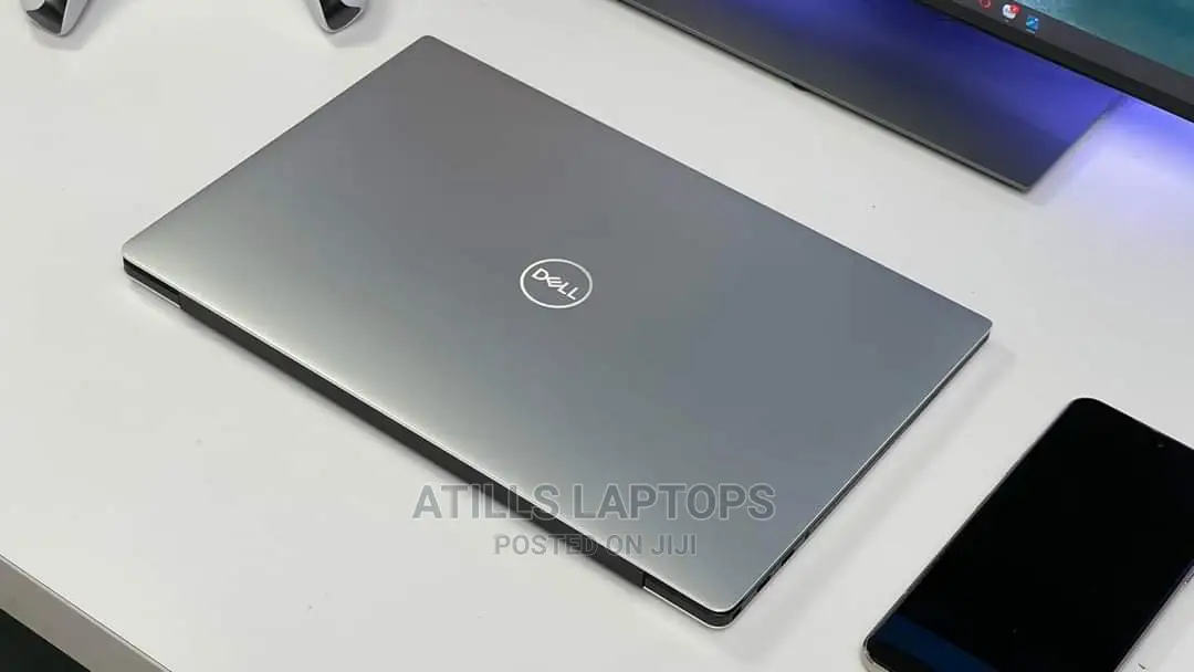 New Laptop Dell XPS 13 8GB Intel Core I5 SSD 256GB