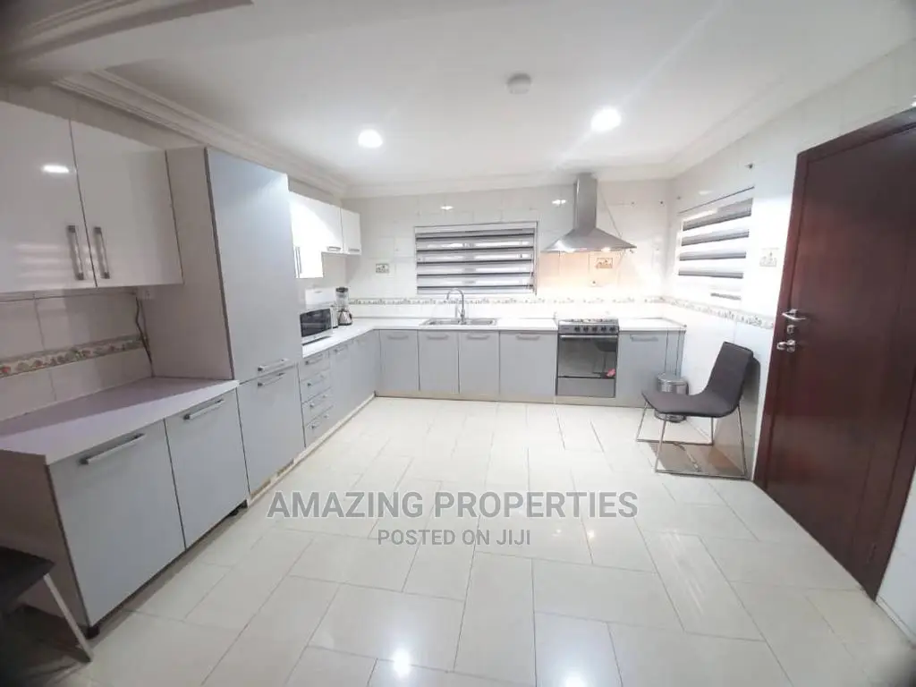 Furnished 3bdrm Townhouse / Terrace in East Legon for Rent