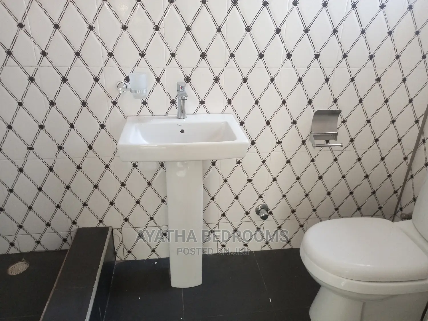 2bdrm Apartment in Ayathar Bedroom, Teshie for Rent