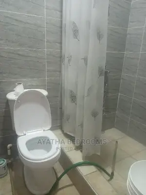 5bdrm House in Ayathar Bedroom, Coca Cola for Sale