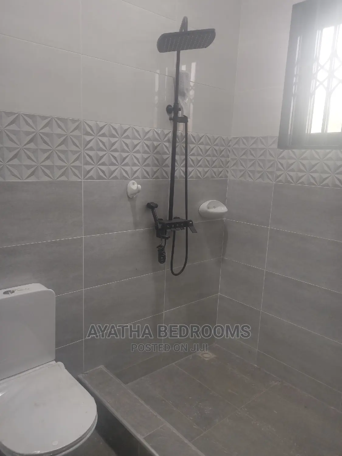 5bdrm House in Ayathar Bedroom, Coca Cola for Sale