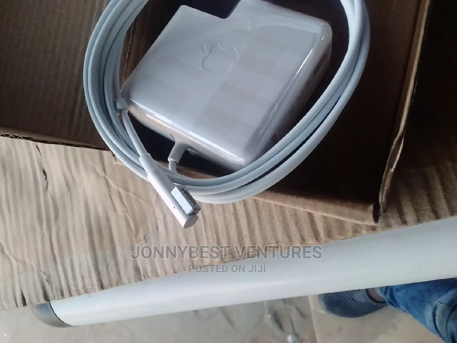 Apple Charger Macbook Pro