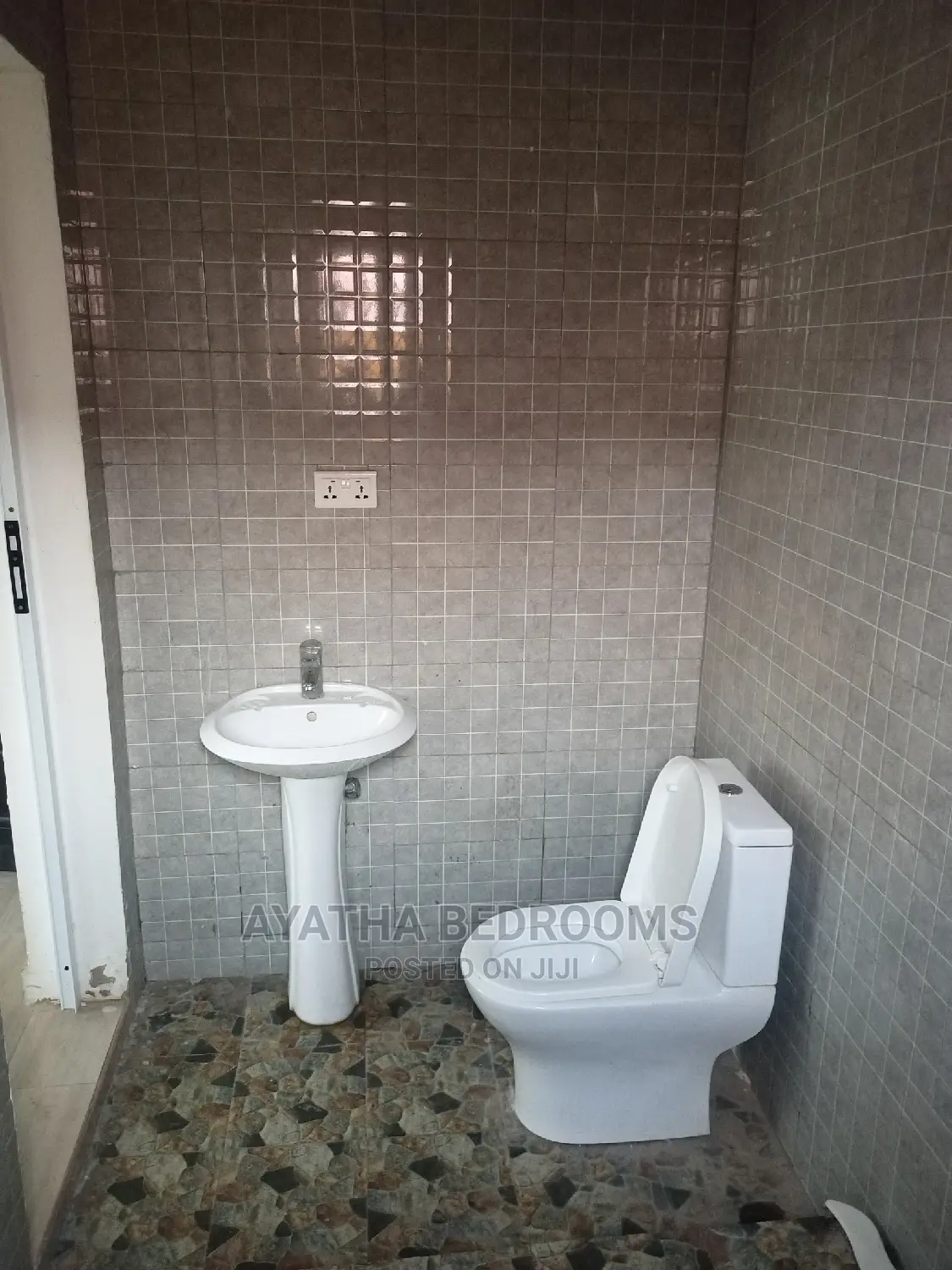 2bdrm Apartment in Ayathar Bedroom, Teshie for Rent