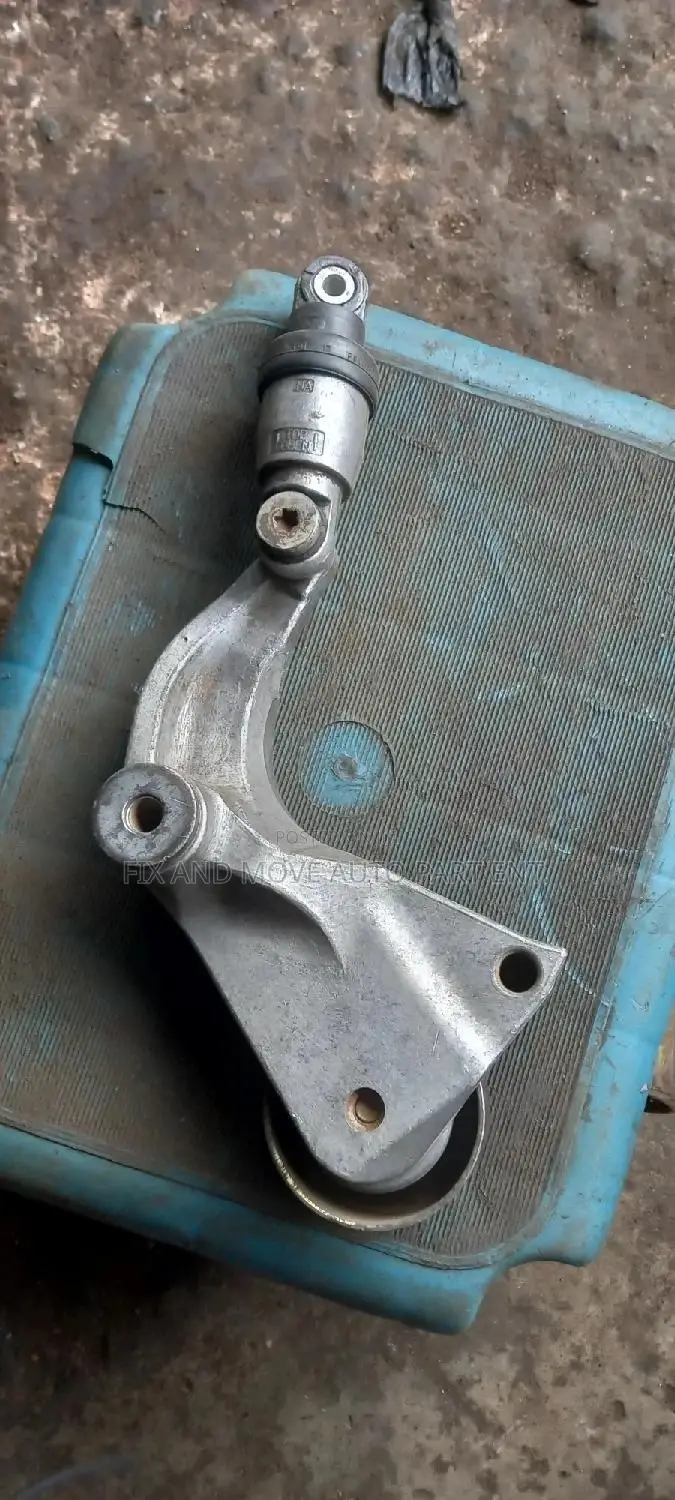 Honda Civic 2006-2011 Home Used FAN BELT ADJUSTOR in Stock