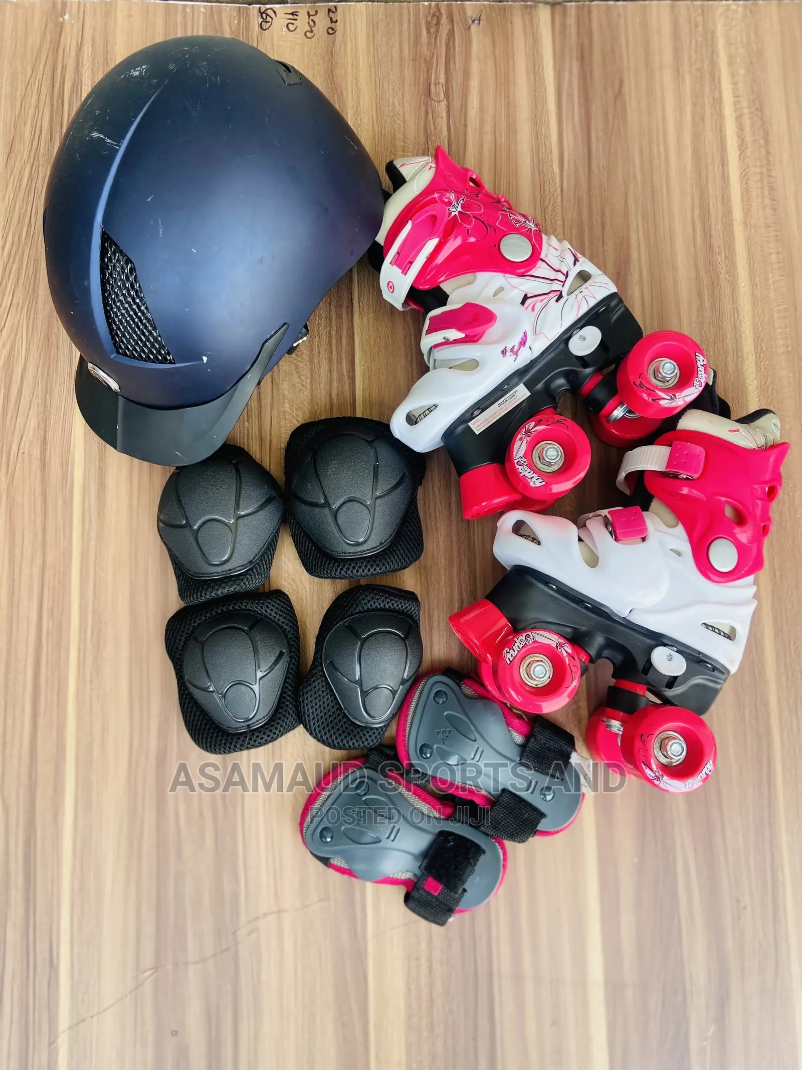 Skating Shoes at Cool Price