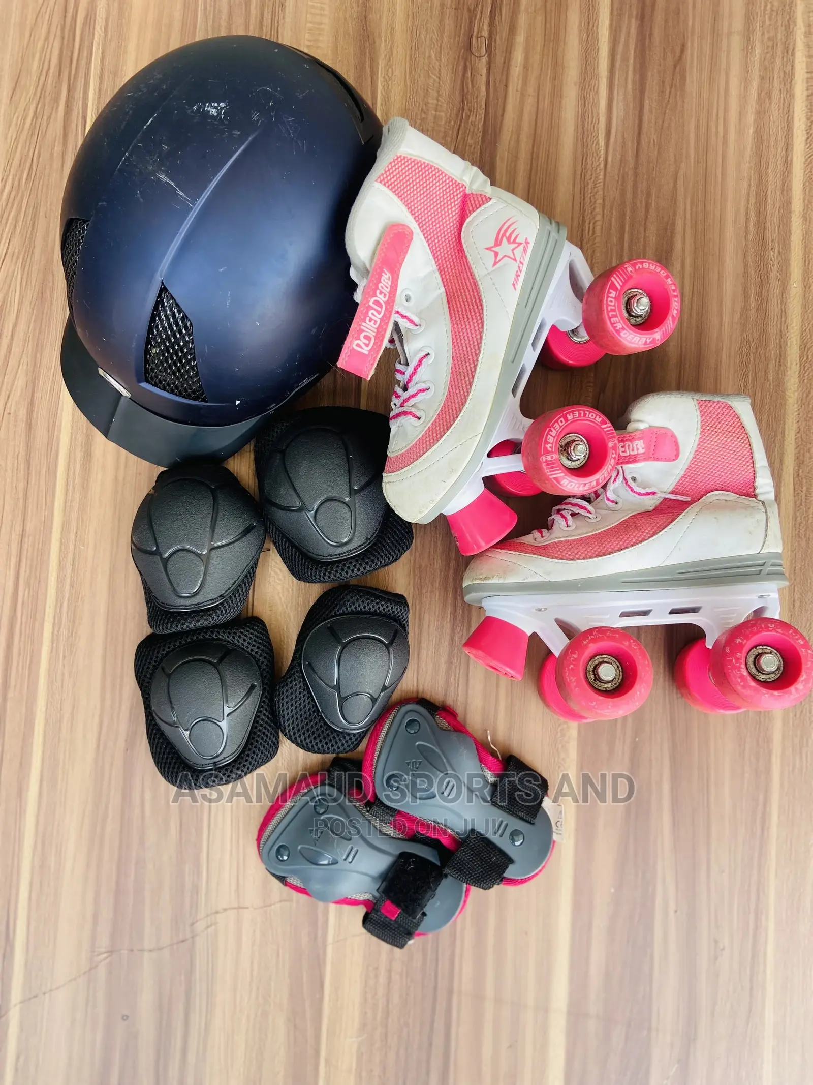 Skating Shoes at Cool Price