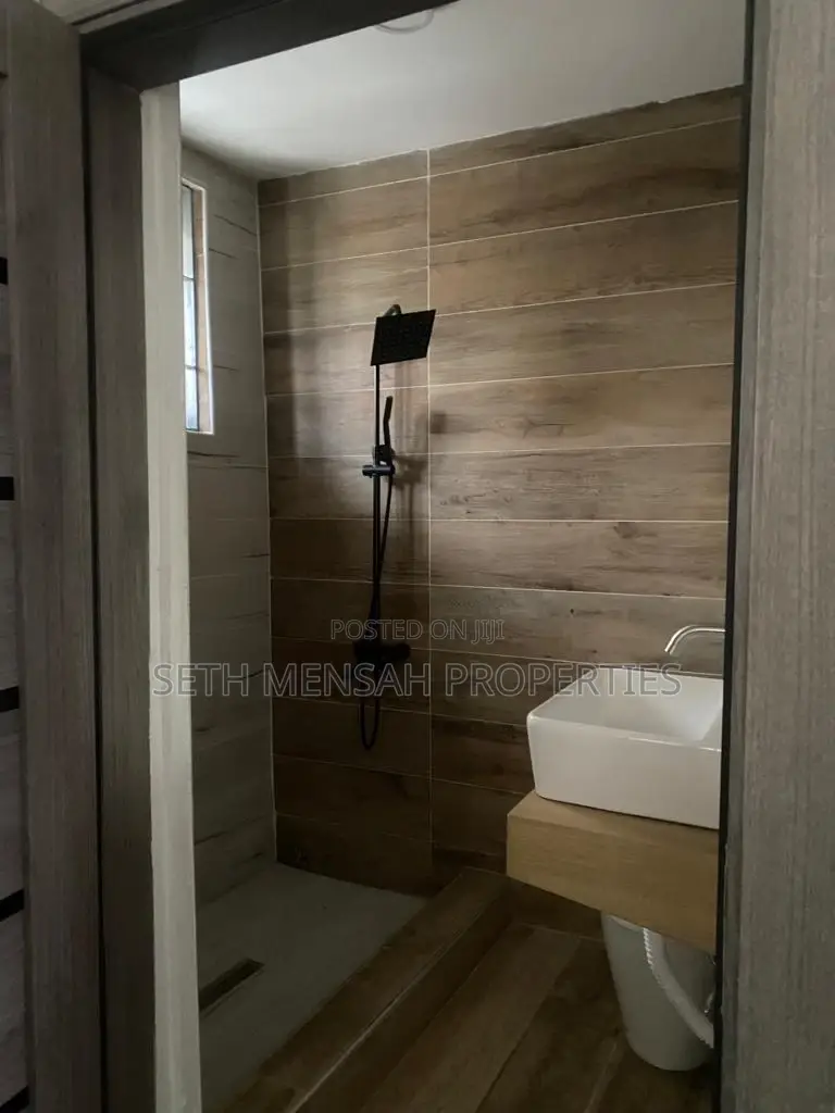 3bdrm House in Skm Property, Haatso for Sale