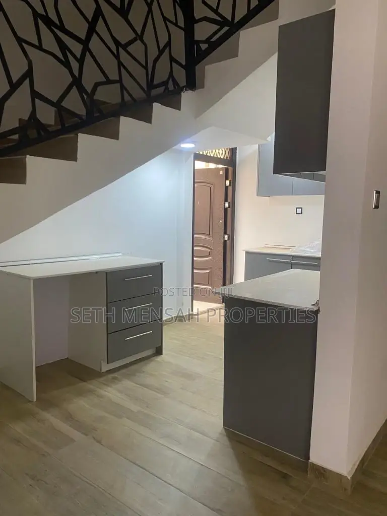 3bdrm House in Skm Property, Haatso for Sale