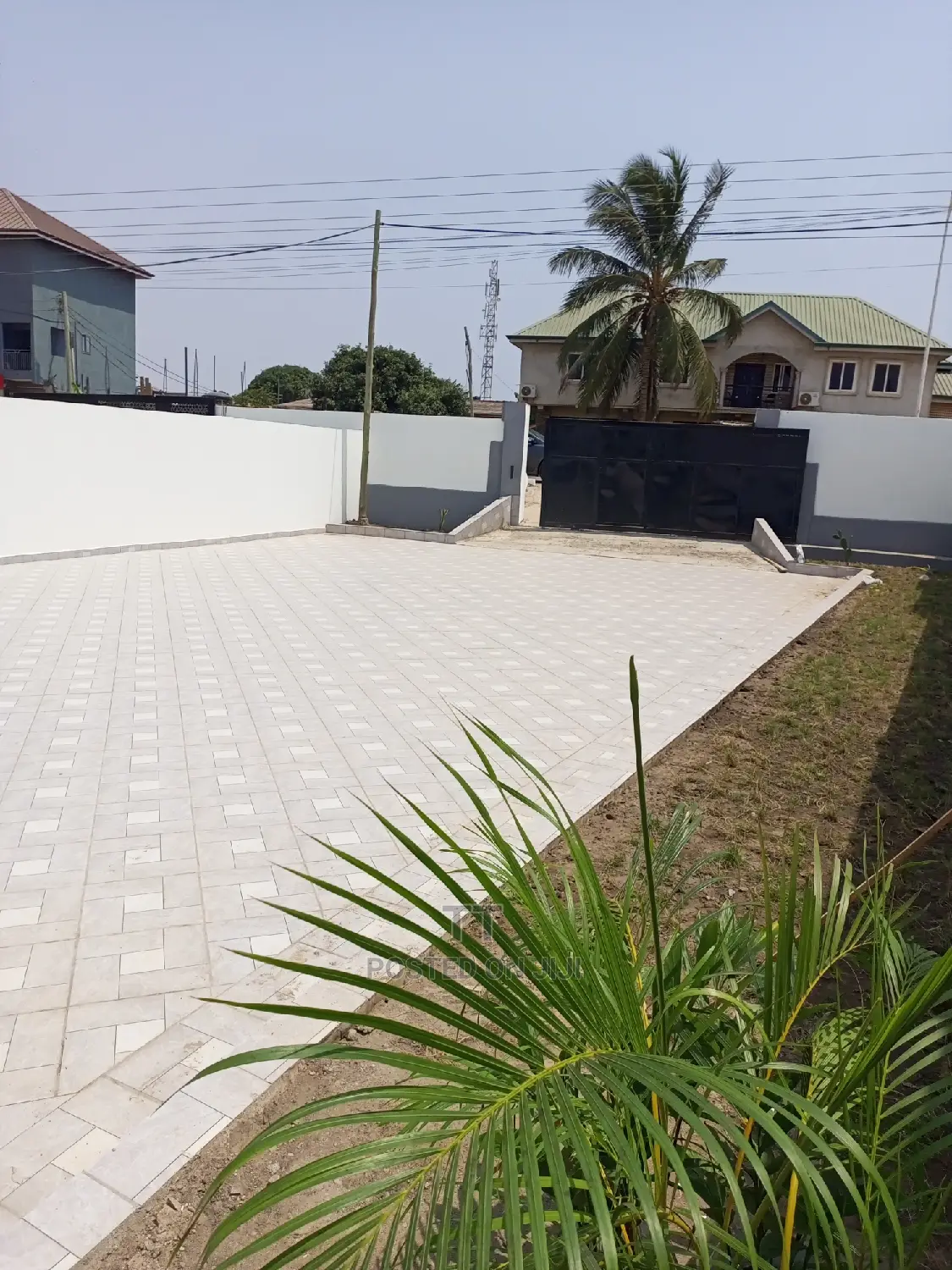 2bdrm House in Teshie Raster, Tseaddo for rent