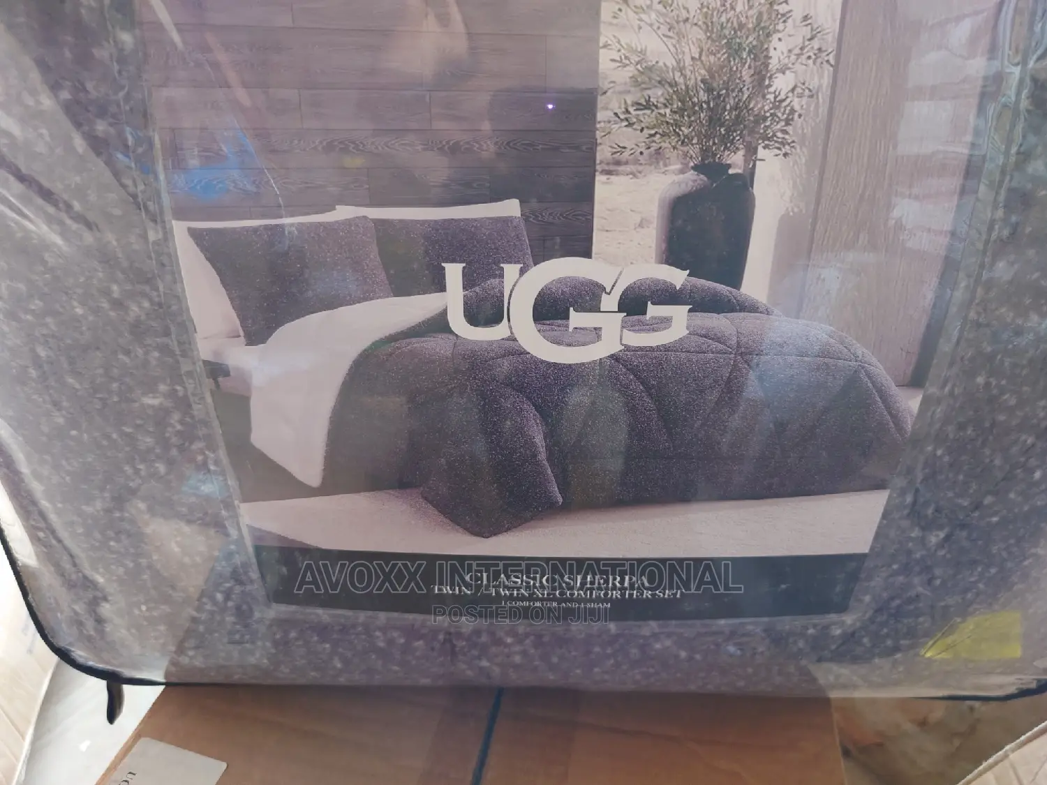 UGG Avery 2-piece Reversible Twin/Twin XL Comforter Set/Grey