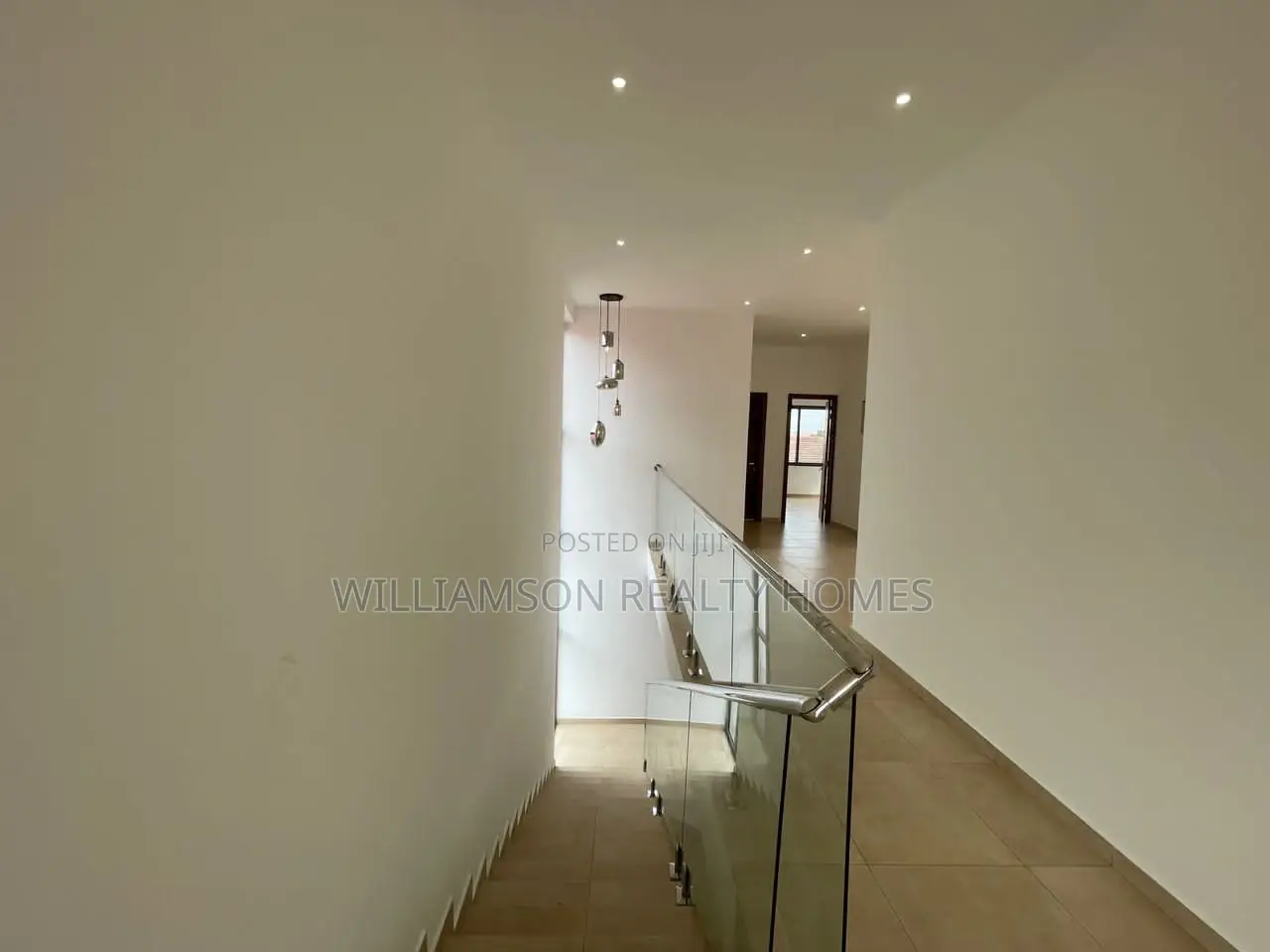5bdrm Mansion in Community 20 Estate, Spintex for Sale