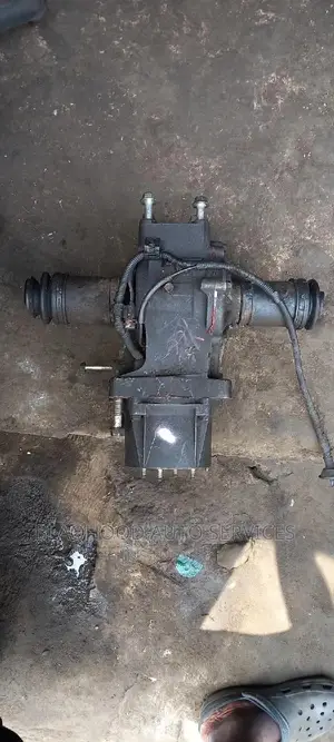 Toyota Yaris/ Vitz 2008-14 BACK AXLE OPINION(4x4) in Stock