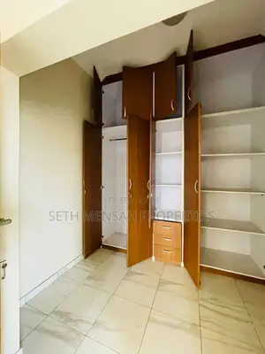 3bdrm House in East Legon for Rent