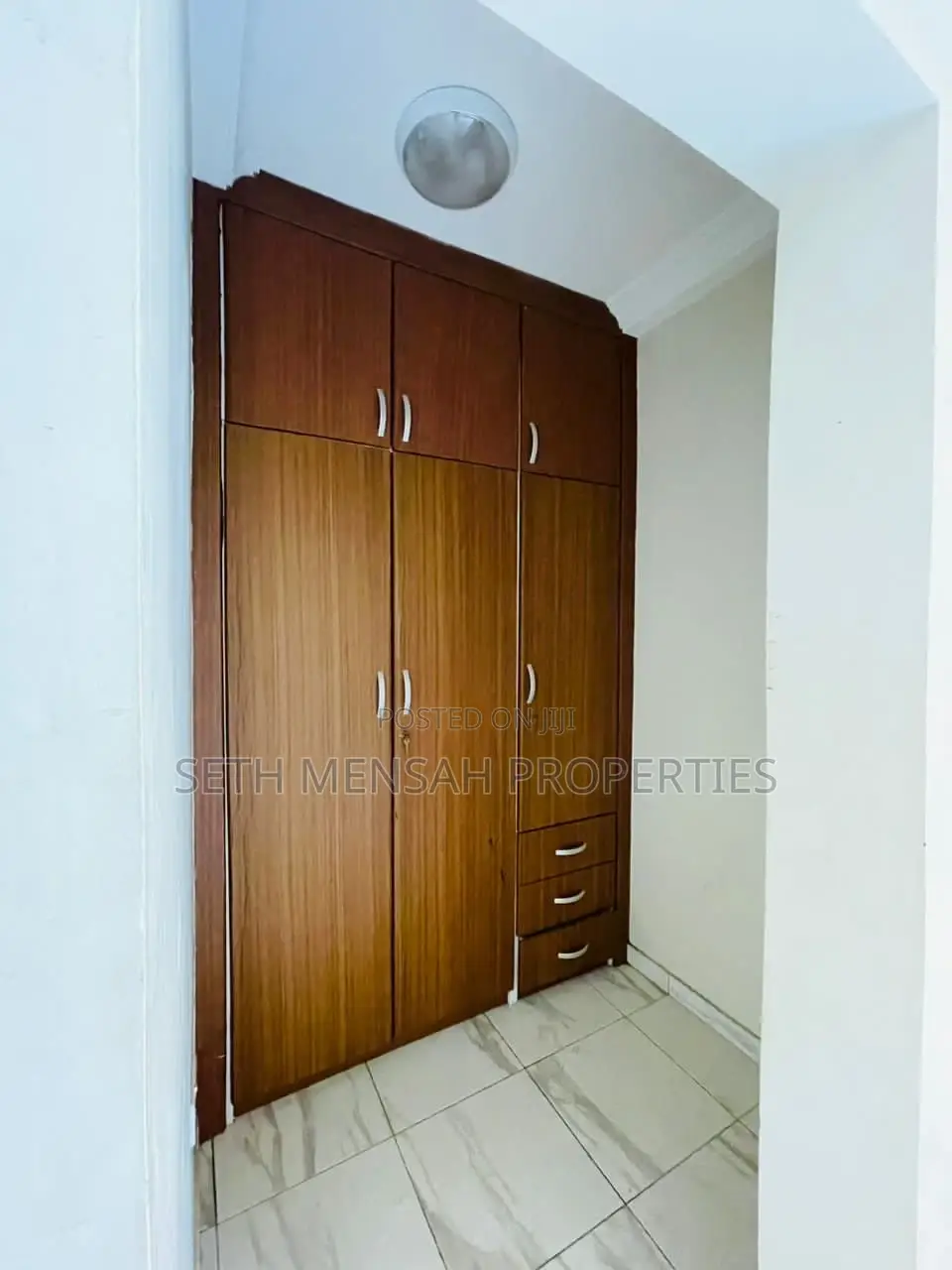 3bdrm House in East Legon for Rent