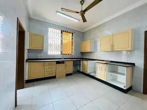 3bdrm House in East Legon for Rent